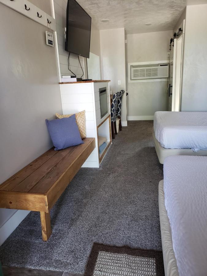 Flaming Gorge Resort Dutch John Экстерьер фото